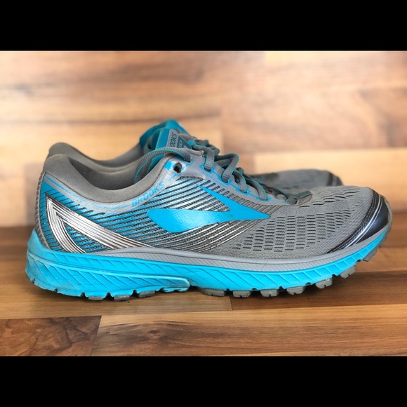 ghost 10 running shoes